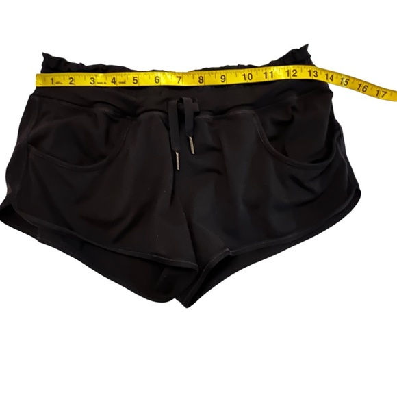 Lululemon Strength and Tone Yoga Shorts Drawstring Pockets Black 6 - Picture 9 of 16